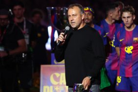 Barcelona, teknik direktör Flick'in sözleşmesini 2028 yılına kadar uzattı
