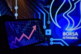 Borsa günü rekor seviyeden tamamladı