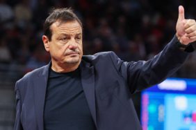 Ergin Ataman'ı kızdıran soru: Basın toplantısını terk etti