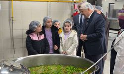 İL BİRİNCİSİ ÖDÜLÜNÜ VALİ EROL’UN ELİNDEN ALDI