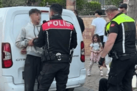 Kaçan motosiklet sürücüsü, kazadan sonra polise sarılıp ağladı