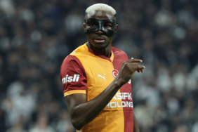 Patrice Evra'dan Manchester United'a Victor Osimhen çağrısı