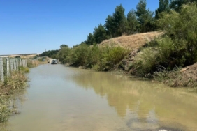 Bozova’da baraj suları yolu kapattı! Ulaşım çıkmazı