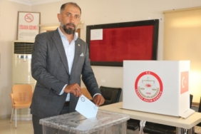 HÜDA PAR Bozova'da kongreye gitti! Mevcut başkan güven tazeledi