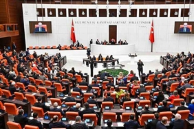 Meclis'teki siyasi dengelerde değişim: AK Parti’ye geçen vekil sayısı 16’ya yükseldi