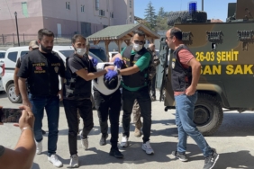 Sokakta 5 kişiyi bıçaklayıp 75 yıl ceza almıştı; cezaevinde intihar etti