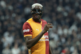 Victor Osimhen'in Galatasaray'dan ayrılma planı yok