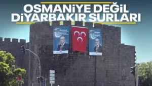 Diyarbakır Tarihi Surlarına Devlet Bahçeli Posteri Asıldı