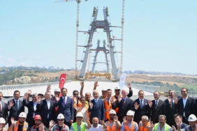 Bakan Uraloğlu, "Başakşehir-Nakkaş Otoyolu"nda incelemelerde bulundu