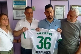 Gurbetçi taraftar harçlıklarını biriktirip Kars 36 Spor’a bağışladı