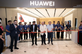 HUAWEI deneyim mağazası açıldı!