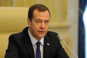 Medvedev bu sözlerle duyurdu: "İran'ın elinde bir 'termonükleer silah' var"