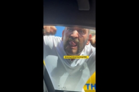 Trafikte iğrenç anlar! Önce hareket çekti, sonra özel bölgesini gösterdi