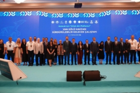 Van Gölü Havzası Sürdürülebilir Gelecek Çalıştayı gerçekleştirildi! Bakan Yumaklı: "Ana hedefimiz geleceği planlamak"