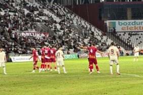 Elazığspor kendi evinde Malatya Yeşilyurtspor ile yenişemedi
