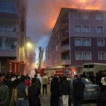 Erzurum’da korkutan çatı yangını
