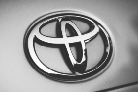 Toyota küresel otomotiv liderliğini 7